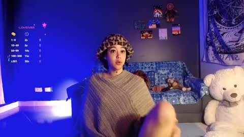 Snapshot of ela_0 chatting on 02/22/25, 09:12 Ela Help me reach 100 thumbs up online show from 02/22/25, 09:12