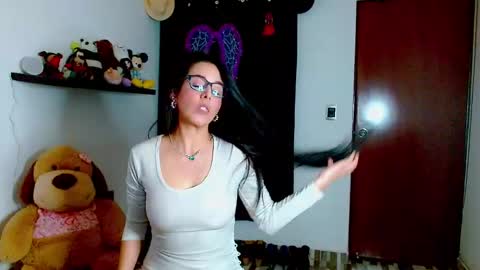 Snapshot of ela_3611 chatting on 12/03/24, 02:47 ela_3611 online show from 12/03/24, 02:47