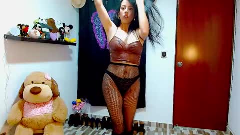 Snapshot of ela_3611 chatting on 12/05/24, 11:51 ela_3611 online show from 12/05/24, 11:51