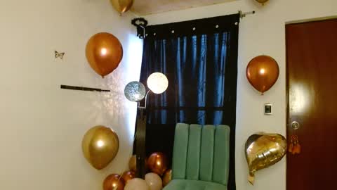 Snapshot of ela_3611 chatting on 09/19/25, 04:51 ela_3611 online show from 09/19/25, 04:51