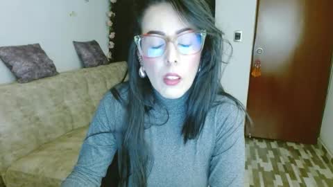 Snapshot of ela_3611 chatting on 03/25/26, 03:45 ela_3611 online show from 03/25/26, 03:45