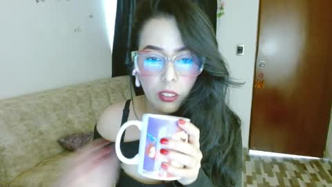 Snapshot of ela_3611 chatting on 04/05/26, 06:49 ela_3611 online show from 04/05/26, 06:49
