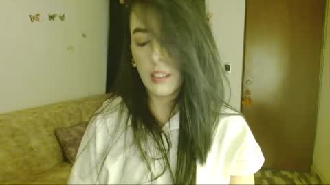Snapshot of ela_3611 chatting on 04/19/26, 11:07 ela_3611 online show from 04/19/26, 11:07