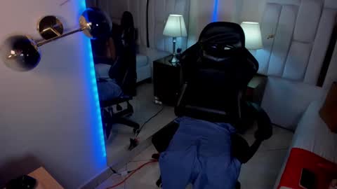 Snapshot of ela_beli chatting on 09/10/25, 03:39 Ela Beli online show from 09/10/25, 03:39