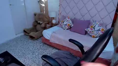Snapshot of ela_beli chatting on 07/18/26, 07:28 Ela Beli online show from 07/18/26, 07:28
