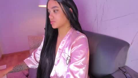 Snapshot of ela_endezz chatting on 03/05/25, 03:51 online show from 03/05/25, 03:51