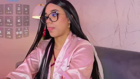 Snapshot of ela_endezz chatting on 03/08/25, 04:17 online show from 03/08/25, 04:17