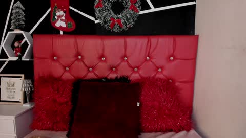 Ela online show from 12/19/24, 08:13