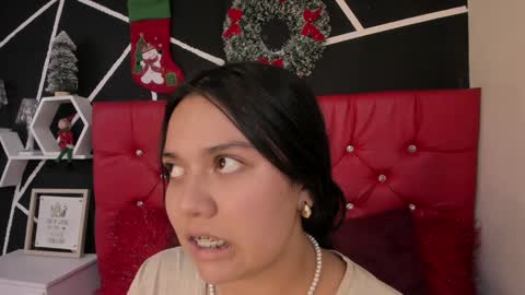 Ela online show from 12/23/24, 11:06