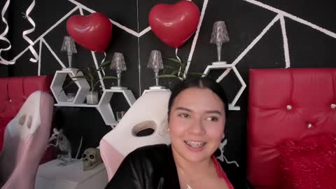 Ela online show from 02/24/25, 11:19