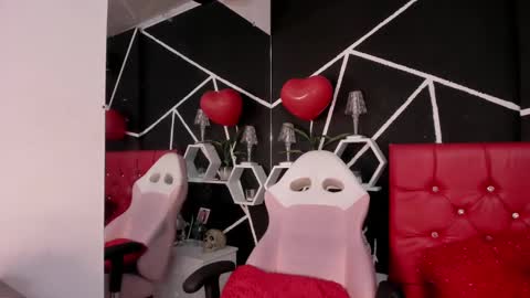 Ela online show from 03/09/25, 01:25