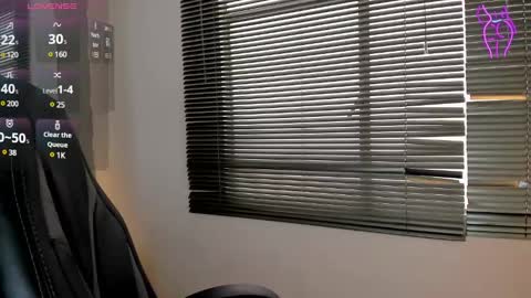 Elaia online show from 02/21/25, 01:11