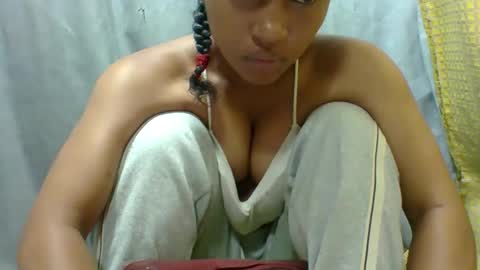 Snapshot of elaliealdy chatting on 03/14/26, 07:36 elaliealdy online show from 03/14/26, 07:36