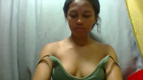 Snapshot of elaliealdy chatting on 03/19/26, 04:38 elaliealdy online show from 03/19/26, 04:38