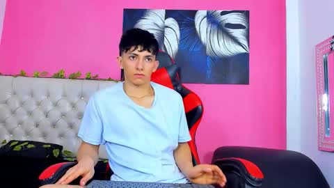 Elan Giralon online show from 11/12/25, 11:03