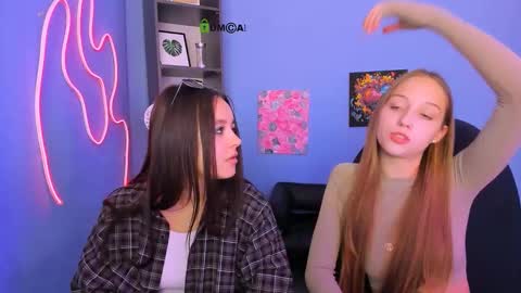 Snapshot of elara_night1 chatting on 03/19/26, 12:20 Elara online show from 03/19/26, 12:20