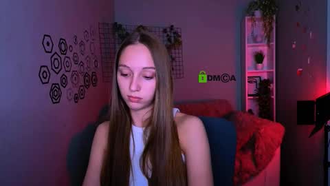 Snapshot of elara_night1 chatting on 03/29/26, 09:09 Elara online show from 03/29/26, 09:09