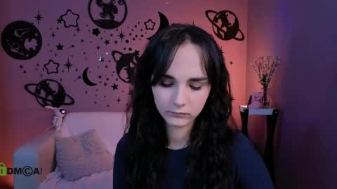 Snapshot of elara_night1 chatting on 04/04/26, 07:22 Elara online show from 04/04/26, 07:22