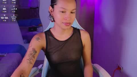 Snapshot of elaseles23 chatting on 11/30/25, 10:47 elaseles23 online show from 11/30/25, 10:47