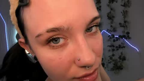 Snapshot of elastikiss chatting on 07/06/26, 05:48 elastikiss online show from 07/06/26, 05:48