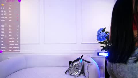 Elasummeer online show from 02/18/25, 11:33