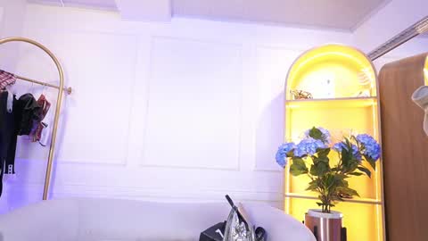 Elasummeer online show from 09/30/25, 12:32