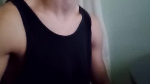 Snapshot of elate444 chatting on 10/17/25, 02:41 joeeee4 online show from 10/17/25, 02:41