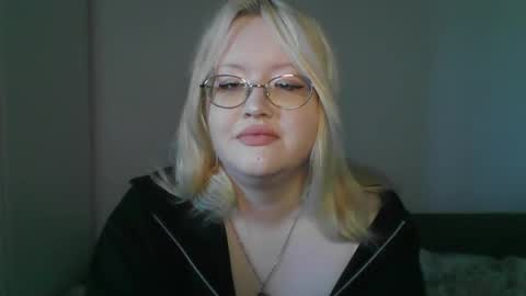 elayne_sweet online show from 04/27/26, 06:00