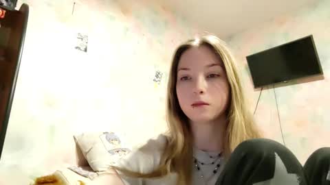 MIa online show from 02/18/26, 12:23