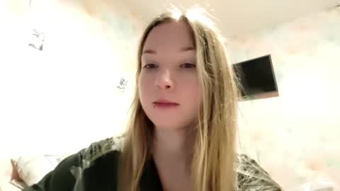 MIa online show from 02/20/26, 01:44