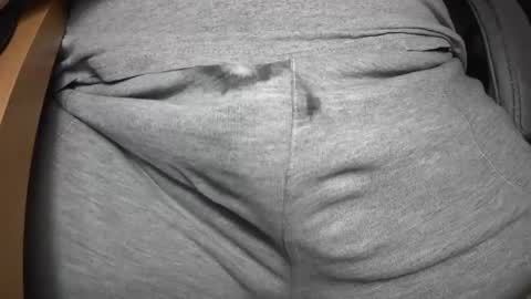 elbarto0o online show from 12/19/24, 08:02