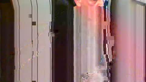 Snapshot of elbasca chatting on 11/16/25, 01:49 elbasca online show from 11/16/25, 01:49