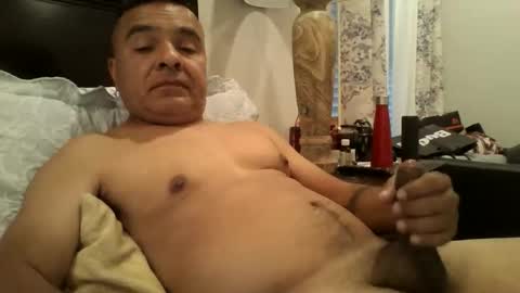 Snapshot of elchidoupp chatting on 04/20/26, 04:21 elchidoupp online show from 04/20/26, 04:21