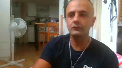 Snapshot of elcondorxo509107 chatting on 02/23/26, 02:20 daniel18cmx online show from 02/23/26, 02:20