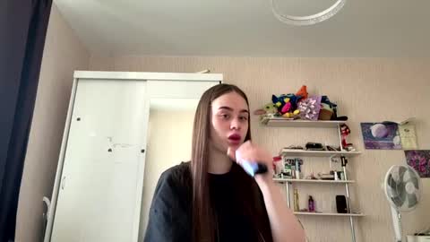 Kate online show from 06/03/26, 02:33