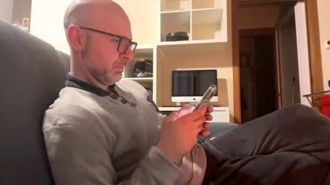 Snapshot of eldiablo844 chatting on 12/11/24, 07:46 Eldiablo844 online show from 12/11/24, 07:46