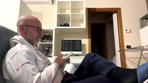 Snapshot of eldiablo844 chatting on 01/29/25, 08:04 Eldiablo844 online show from 01/29/25, 08:04