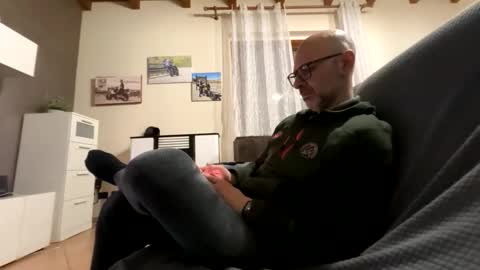 Snapshot of eldiablo844 chatting on 03/14/26, 08:25 Eldiablo844 online show from 03/14/26, 08:25