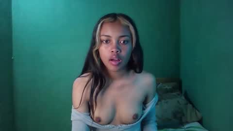 Snapshot of eldie69 chatting on 05/01/26, 11:59 eldie69 online show from 05/01/26, 11:59