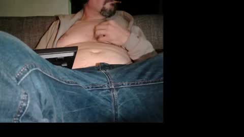 Snapshot of eldonan chatting on 12/04/25, 06:27 Nando online show from 12/04/25, 06:27