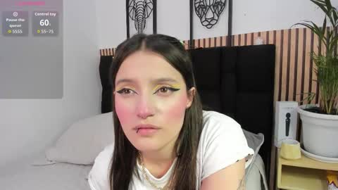 Snapshot of elecktra_sweet chatting on 11/06/25, 07:59 Elecktra online show from 11/06/25, 07:59