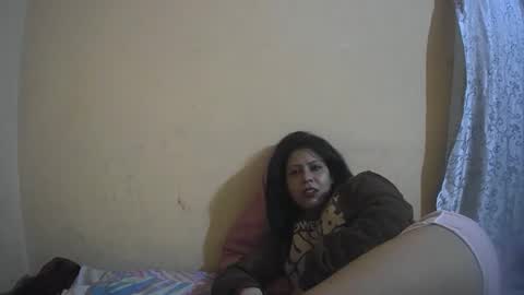 Isabella online show from 09/25/25, 07:34