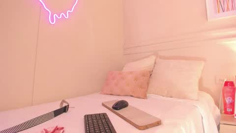 ELECTRA online show from 11/17/25, 03:18