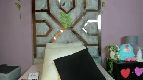 Snapshot of electra_gosselin chatting on 04/08/26, 01:38 electra_gosselin online show from 04/08/26, 01:38