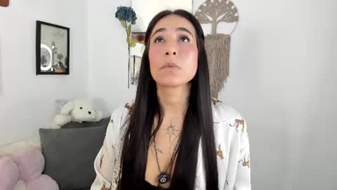 Snapshot of electra_hunt chatting on 07/15/26, 02:39 Electra- Please help me reach 100 likes online show from 07/15/26, 02:39