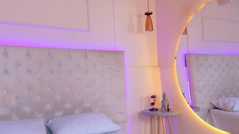 ELECTRA  online show from 09/20/25, 07:26