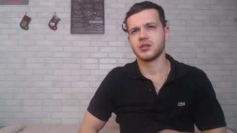 Snapshot of electric_smile chatting on 12/22/24, 05:10 Alex online show from 12/22/24, 05:10