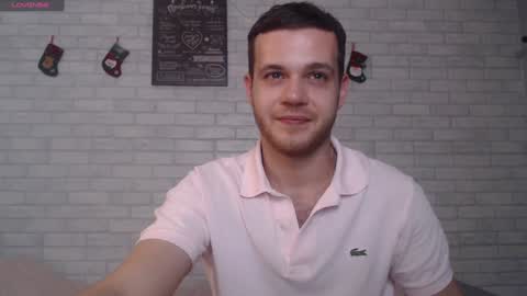 Snapshot of electric_smile chatting on 12/23/24, 08:14 Alex online show from 12/23/24, 08:14