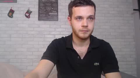 Snapshot of electric_smile chatting on 12/25/24, 09:22 Alex online show from 12/25/24, 09:22