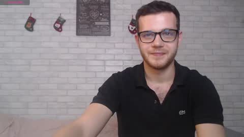 Snapshot of electric_smile chatting on 12/26/24, 10:09 Alex online show from 12/26/24, 10:09